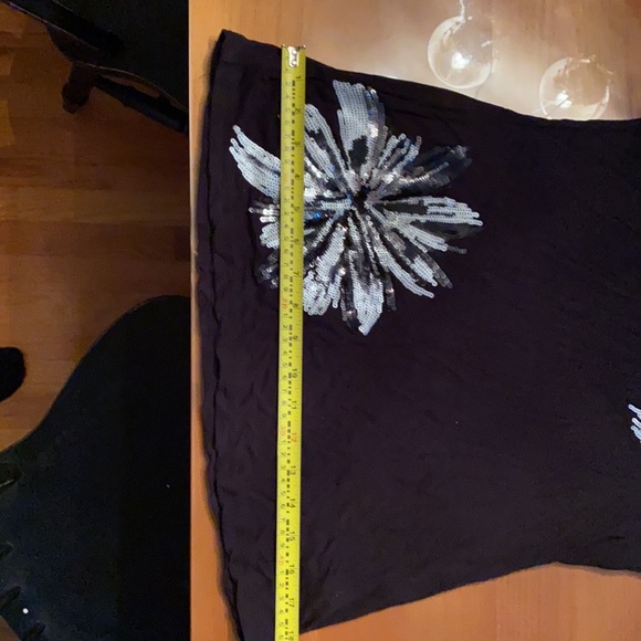 Beautiful INC sequined black top worn 1X - Picture 12 of 12